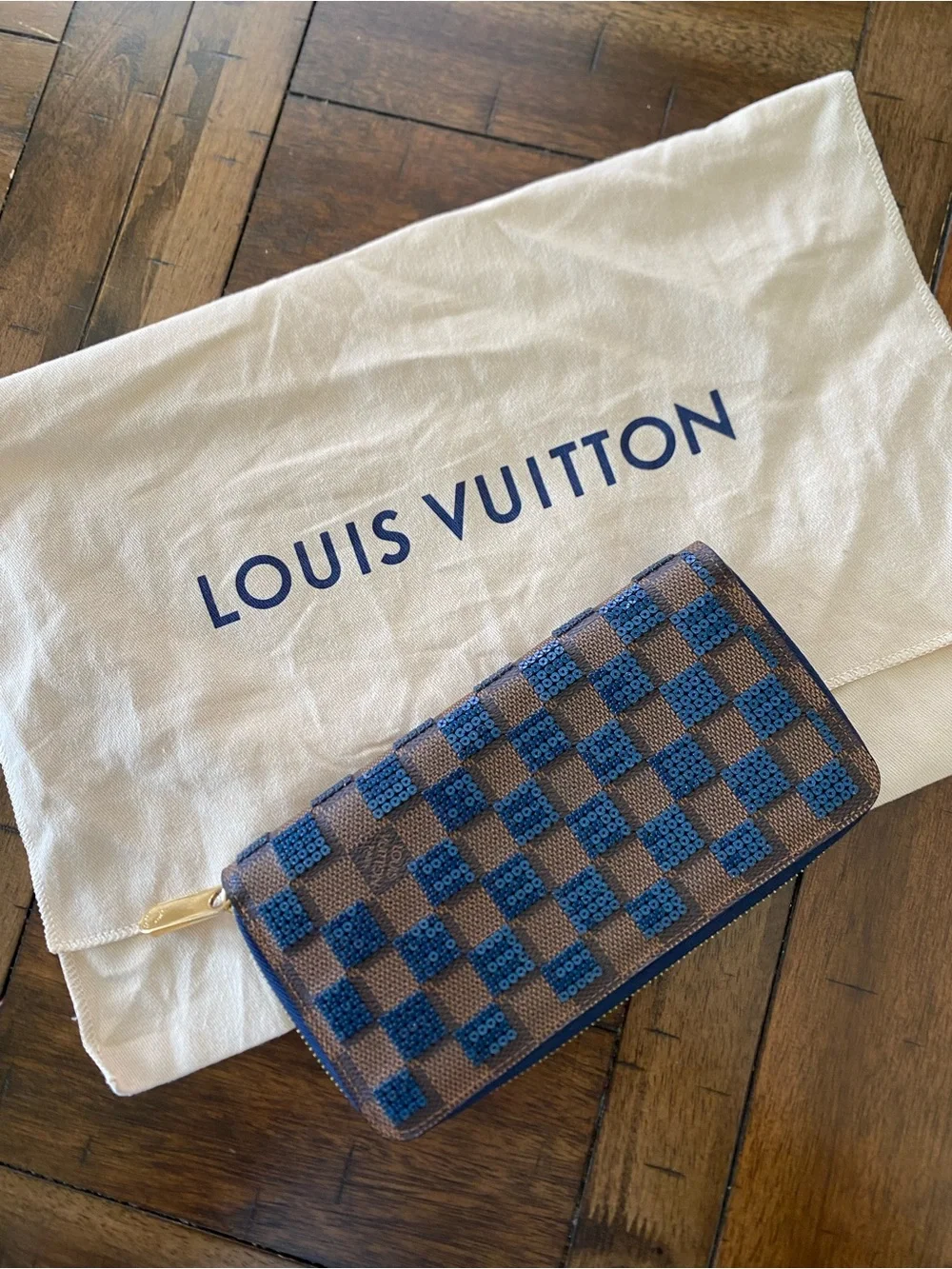 Louis Vuitton Damier Paillettes Zippy Wallet